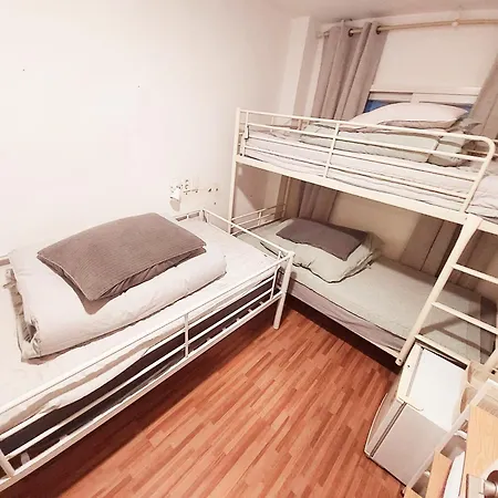Blue Boat Hostel Myeongdong