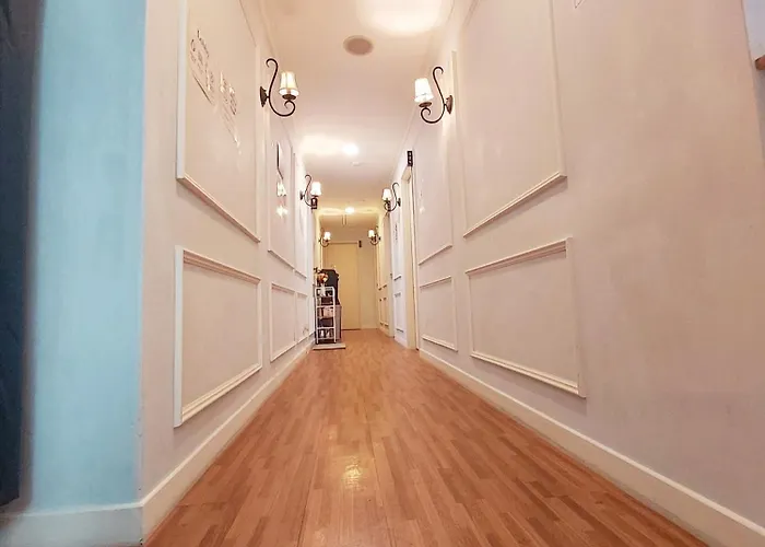 Hostel Blue Boat Myeongdong *