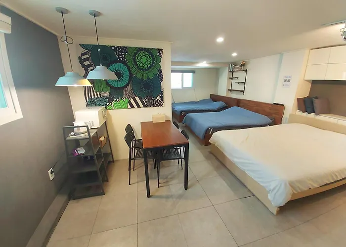 Hostel Blue Boat Myeongdong